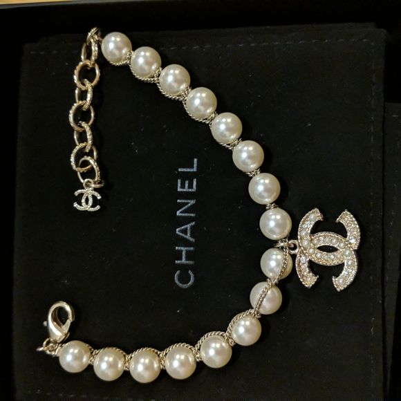 Chanel bracelet - Picture 3 of 13